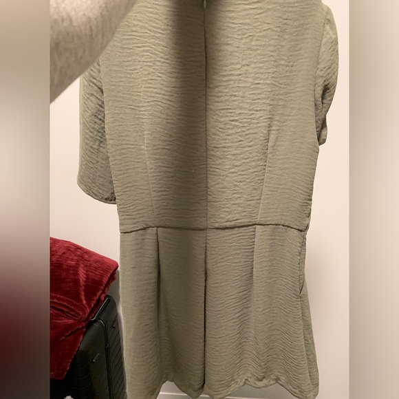 D-ring waist strap olive romper - Picture 3 of 5